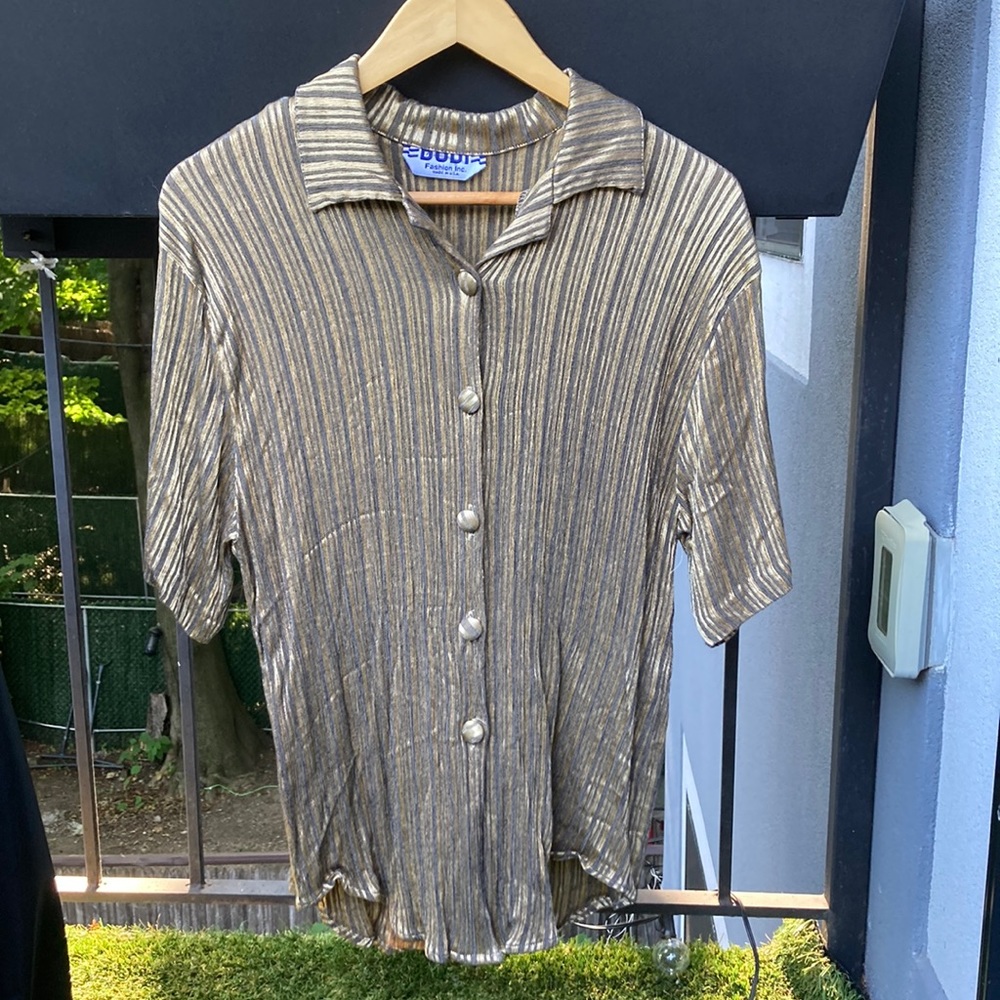 Vintage gold and black stripe button up size m